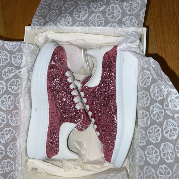 Alexander McQueen size 39.5 - Picture 3 of 3